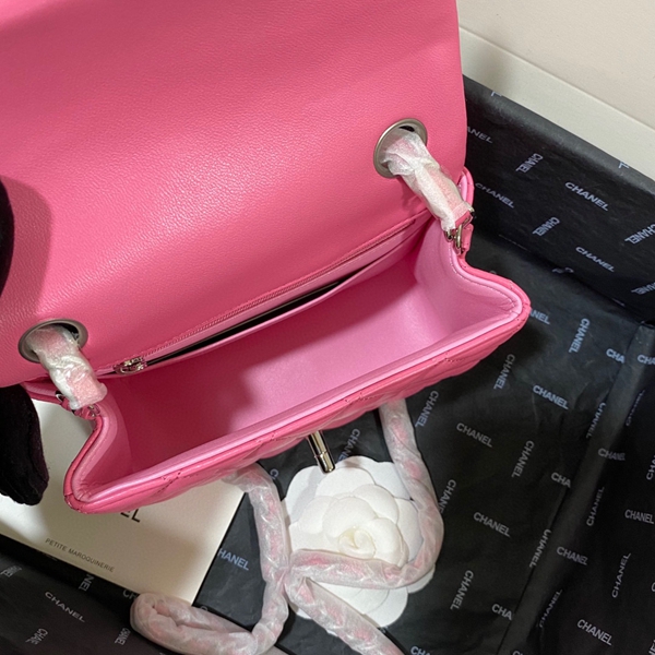 シャネルバッグレプリカ全体デザイン